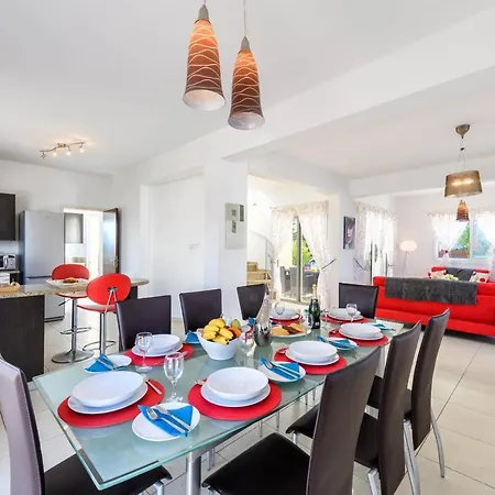 Napa Heights Vila Ayia Napa
